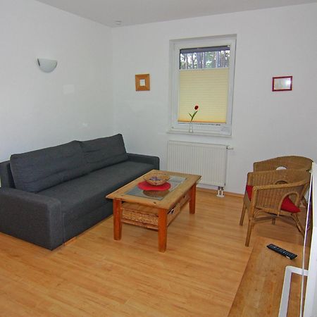 Inviting Holiday Home With Garden トラッセンハイデ エクステリア 写真